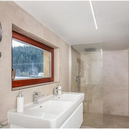 Purpurova Luka Tatil Evi Velké Karlovice